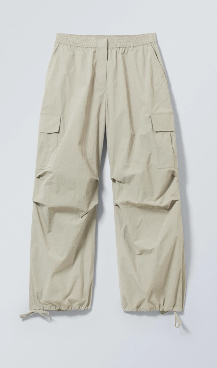 UNIQLO cargo pantalone bež XS
