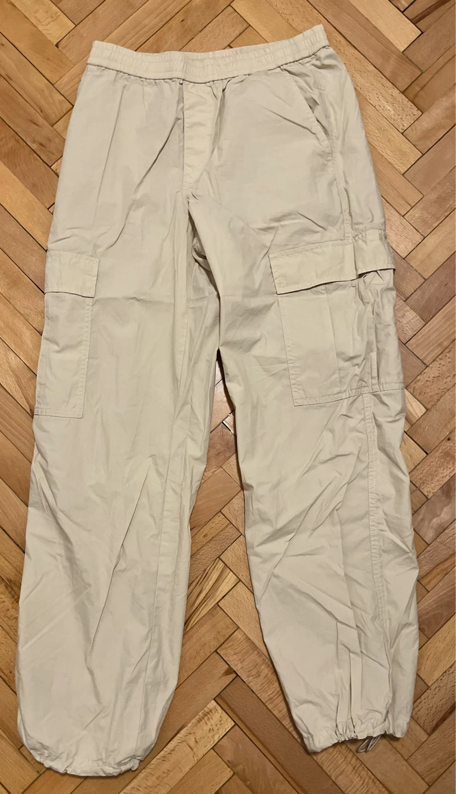 UNIQLO cargo pantalone bež XS