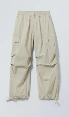 UNIQLO cargo pantalone bež XS