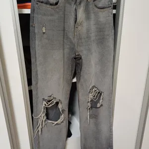 CROP-zenske farmerke