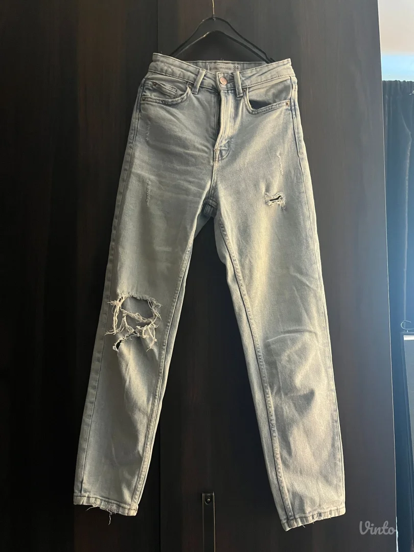 Stradivarius Mom jeans farmerke svetli teksas