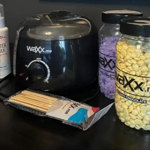 Set za depilaciju - Topilica, vosak, ulje i stapići - Waxx