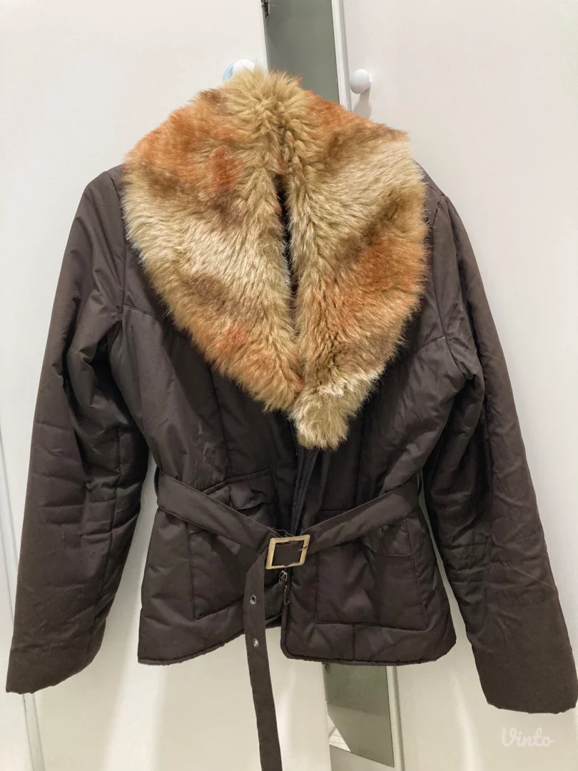 Ženska jakna sa krznom