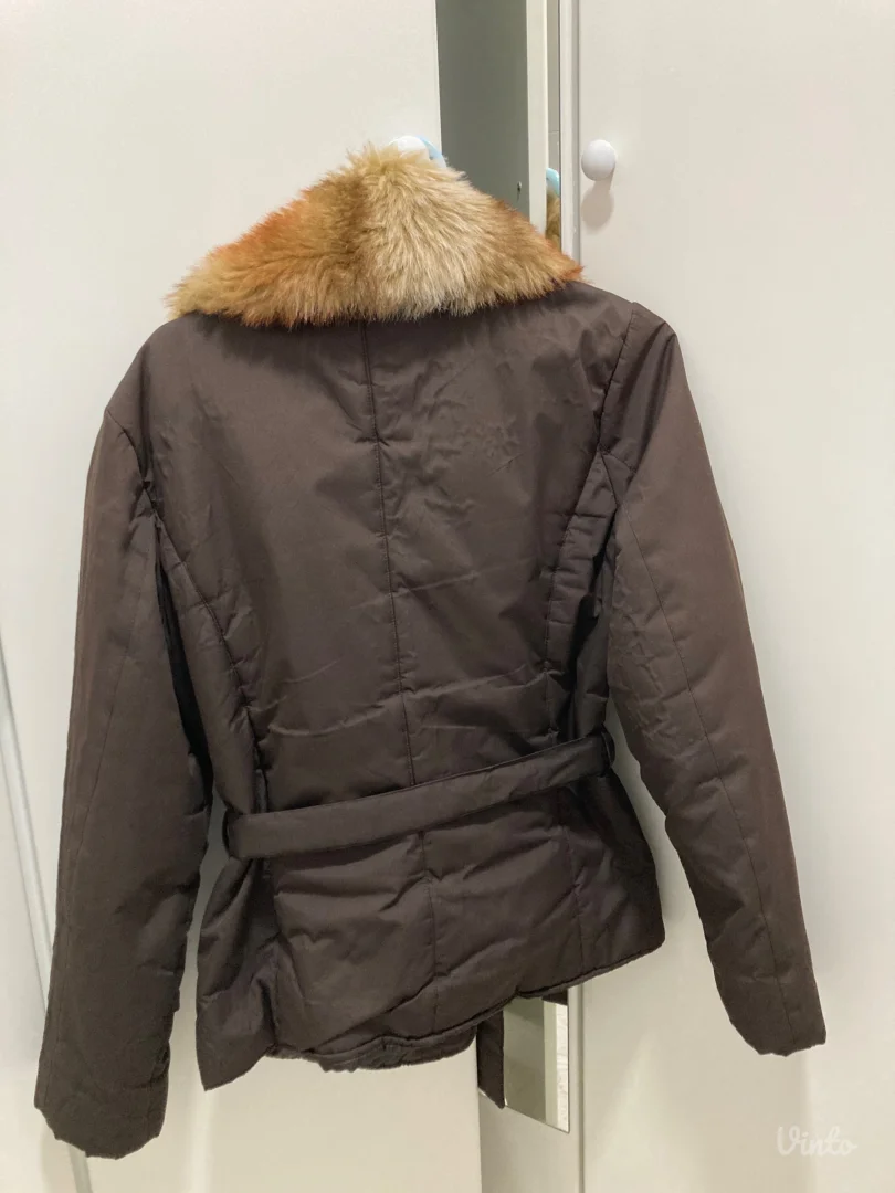 Ženska jakna sa krznom