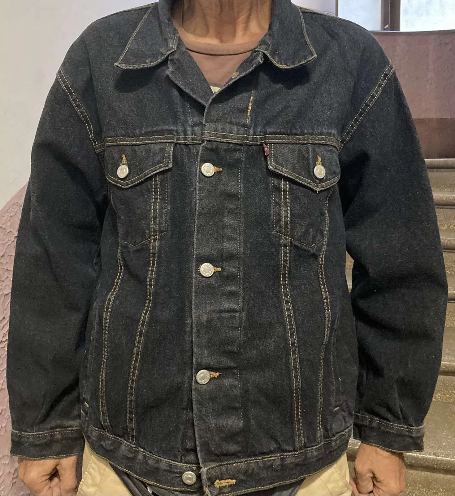 Levis 501 Briggit Bardot teksas jakna crna