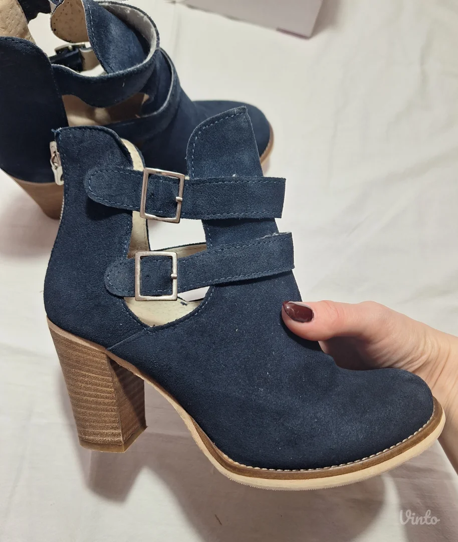 Italijanske kozne cizme