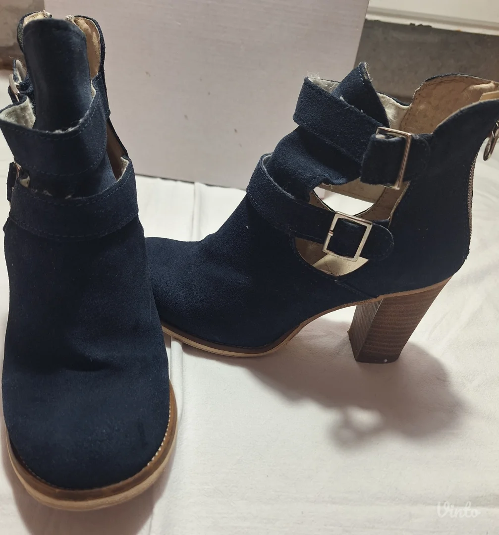 Italijanske kozne cizme