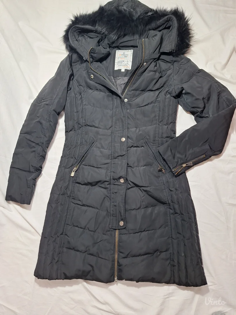 Invento jakna perjana