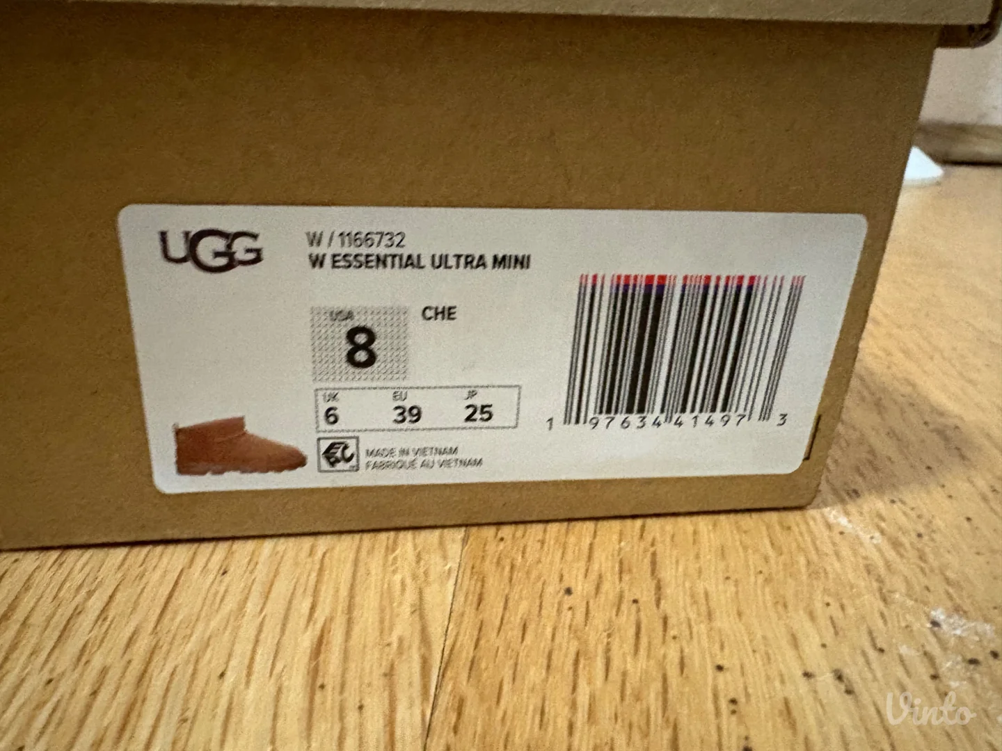 2 para Ugg