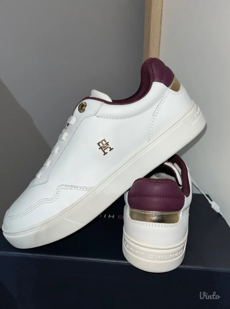 Tommy Hilfiger patike 39 NOVE