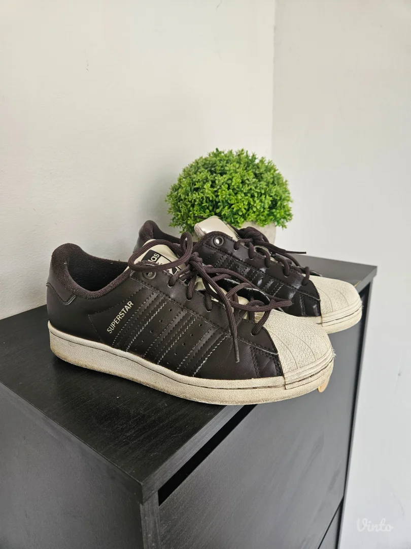 Adidas superstar 36
