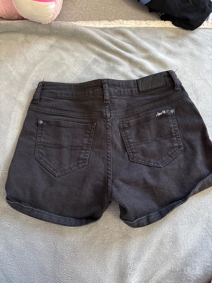 Amiri crni teksas šorc