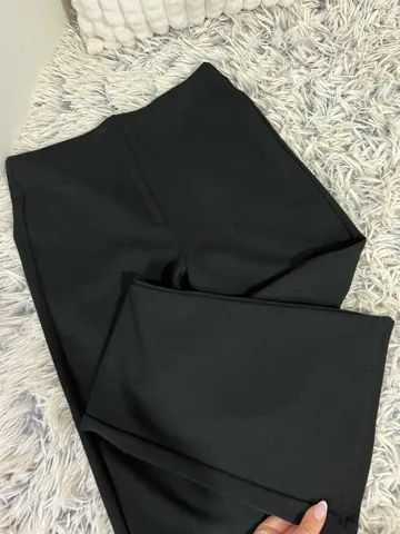 Pantalone zvoncare,nove XS