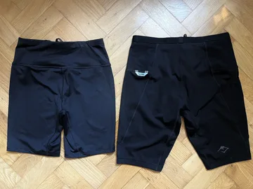 Asics ženski bickilistički šorts (XS i S)