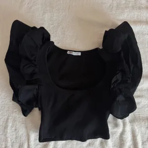 Zara majica (S) -Novo