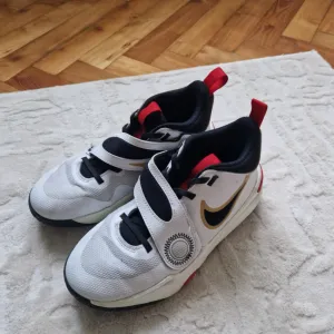 Nike patike za kosarku