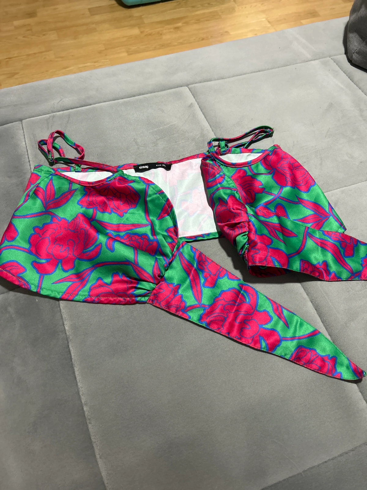 Sinsay crop top XL