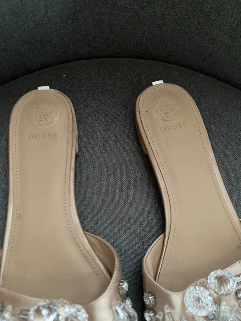 guess papuce