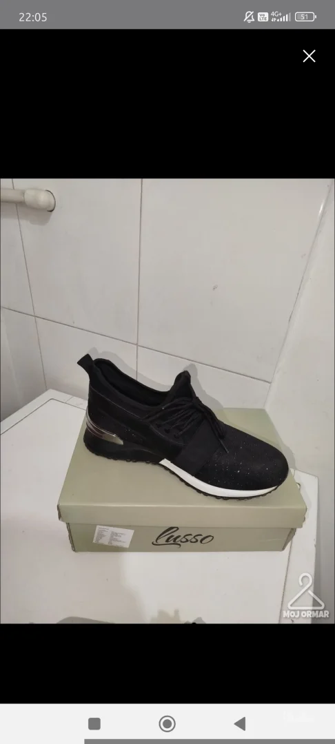 Ženske patike- Obuća Metro