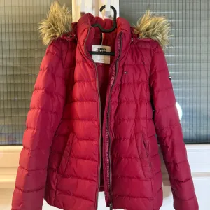 Tommy Hilfiger jakna