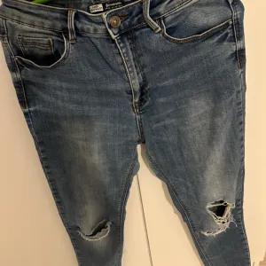 Stradivarius Farmerice