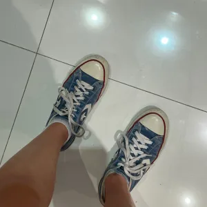 Converse plave starke