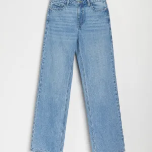 Svetloplave ravne farmerke