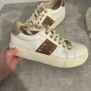 RASPRODAJA Steve Madden patike 39