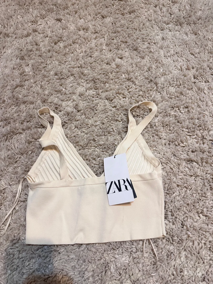 Zara majica NOVO