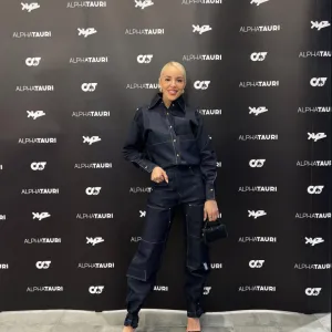 OneOf pantalone nove ne probane