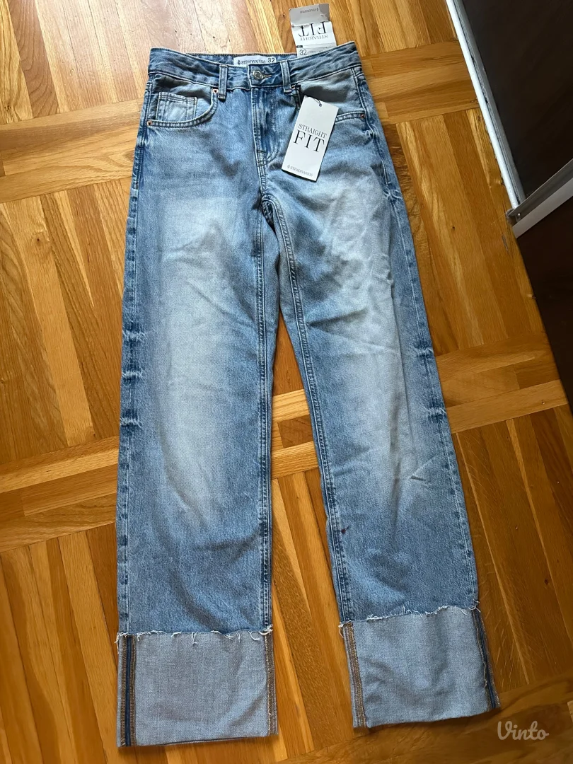 Stradivarius nove farmerke