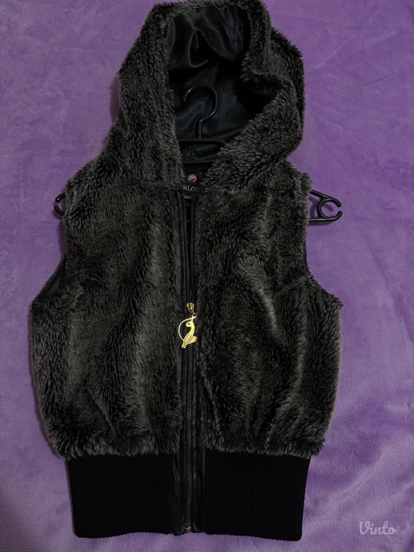 Prsluk sa kapuljacom