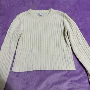 Stradivarius dzempercic