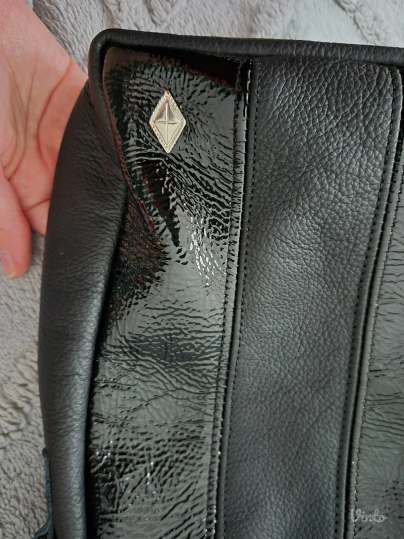 Kožna torba nekorišćena