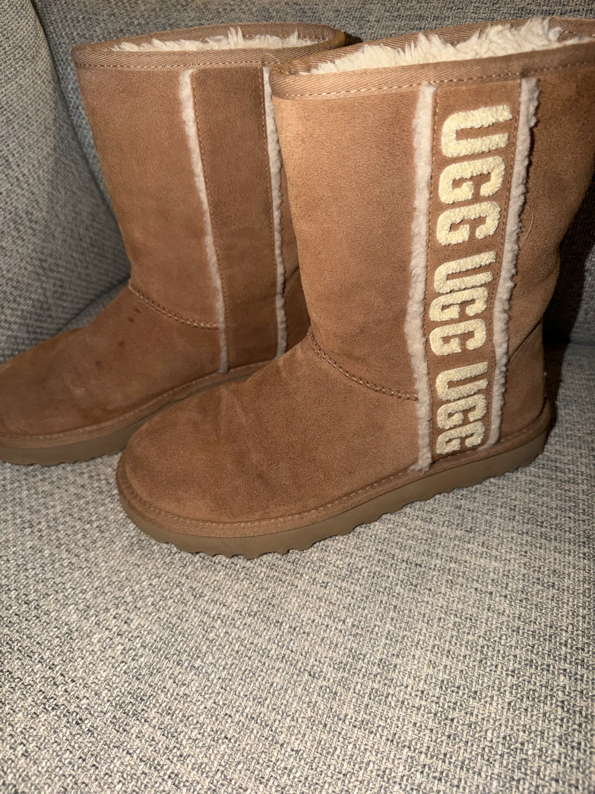 UGG cizmice