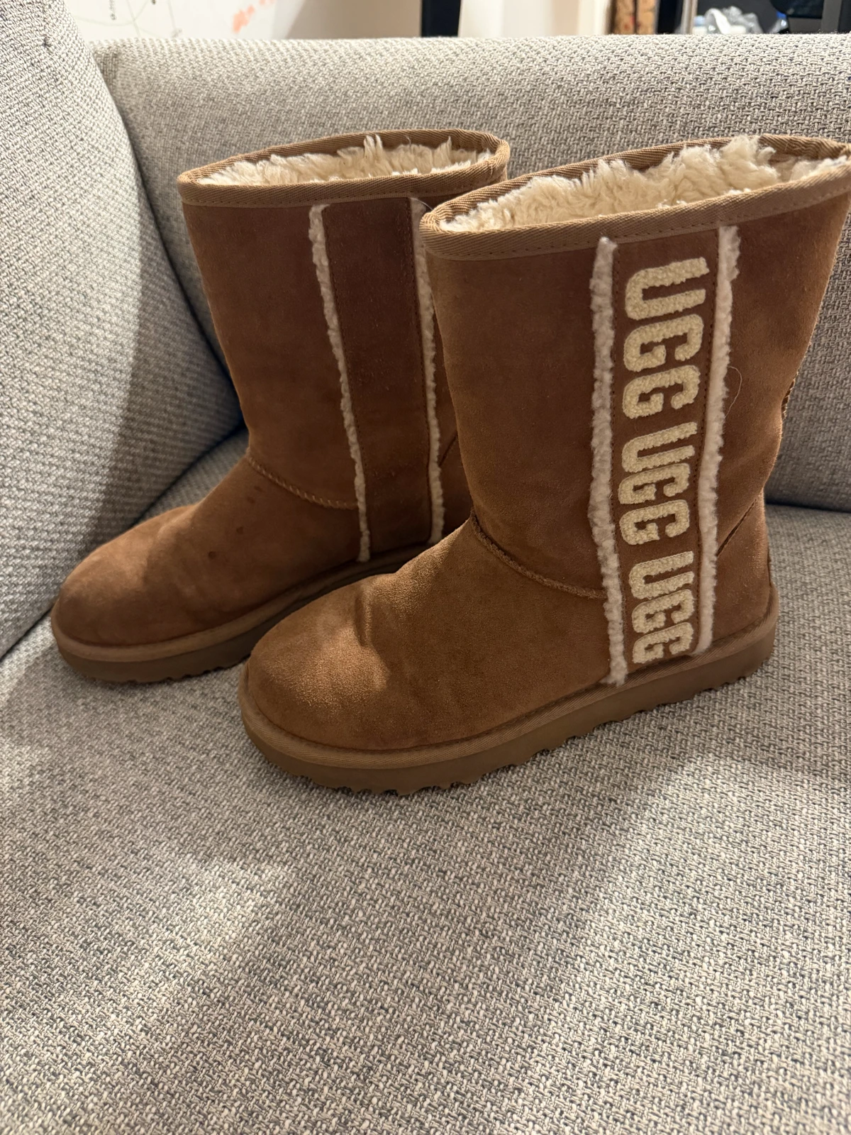 UGG cizmice