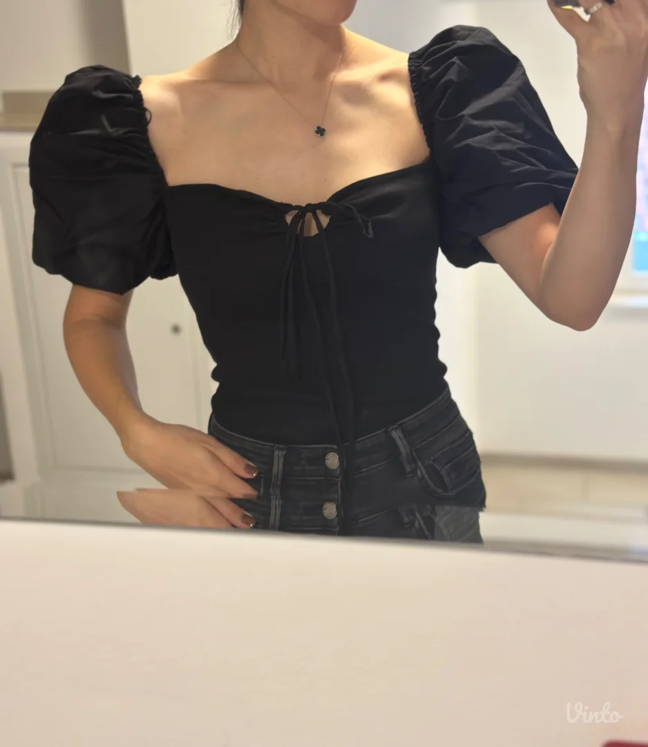 Zara bodi sa puf rukavima - S