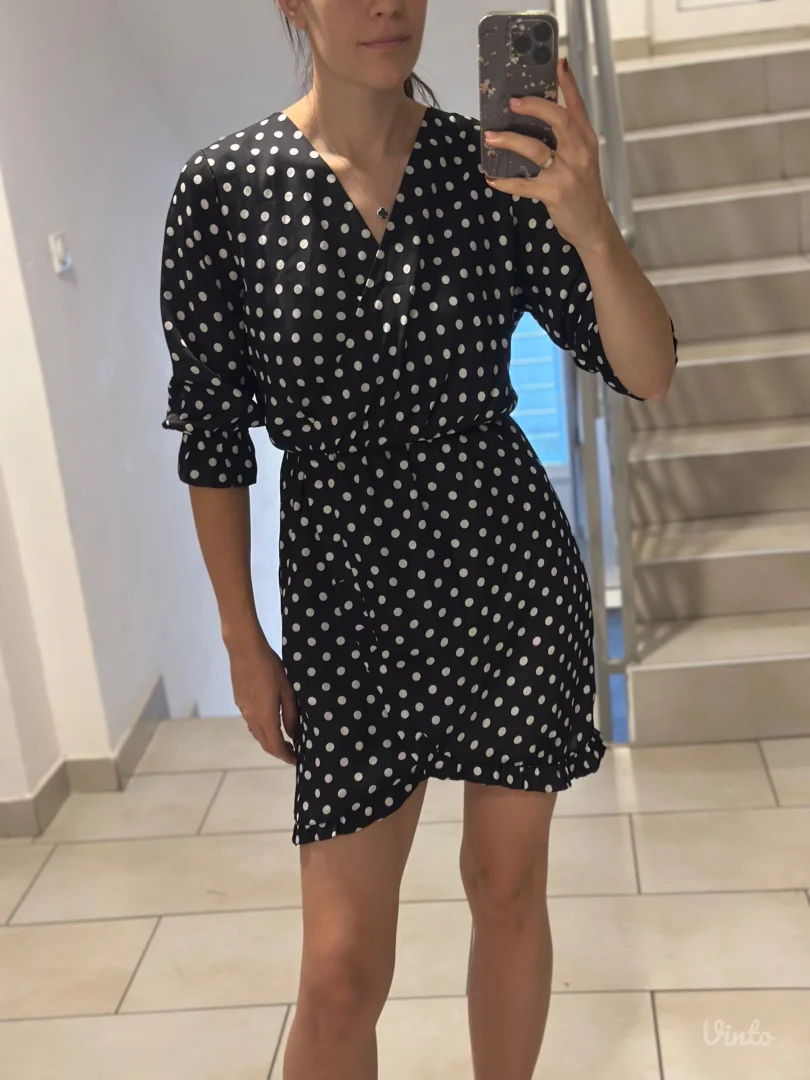 Haljina sa tufnicama - S