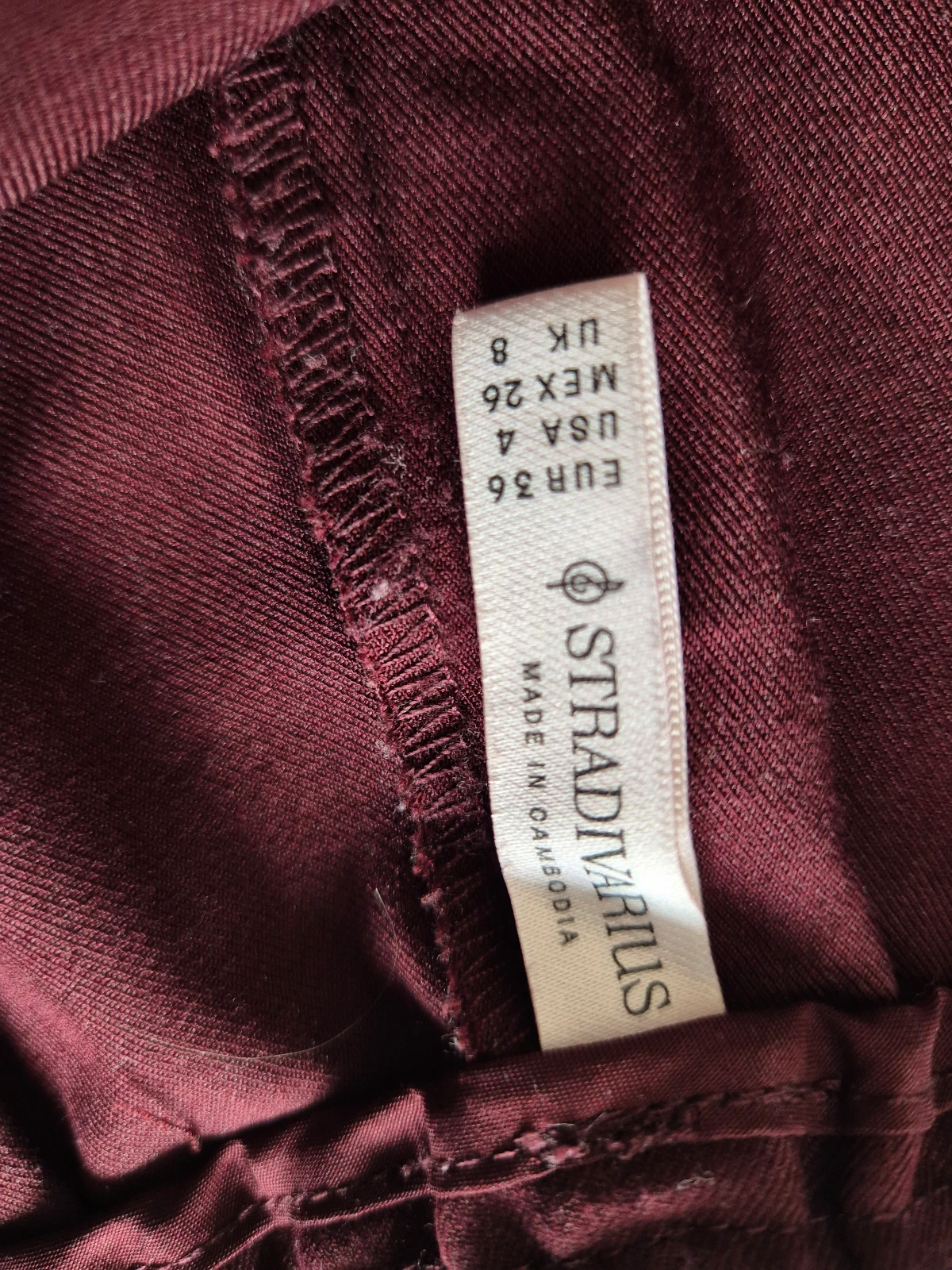 Stradivarius-bordo pantalone velicina 36