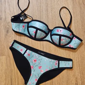 Kupaći kostim (nov)