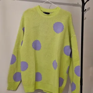 Asos kivi zeleni džemper na tufne