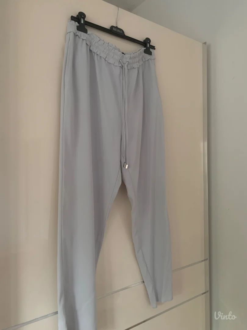 Zara pantalone