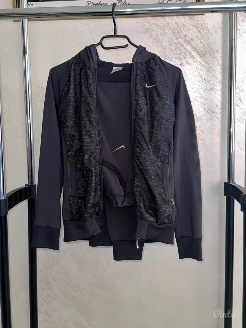 Nike sportski komplet