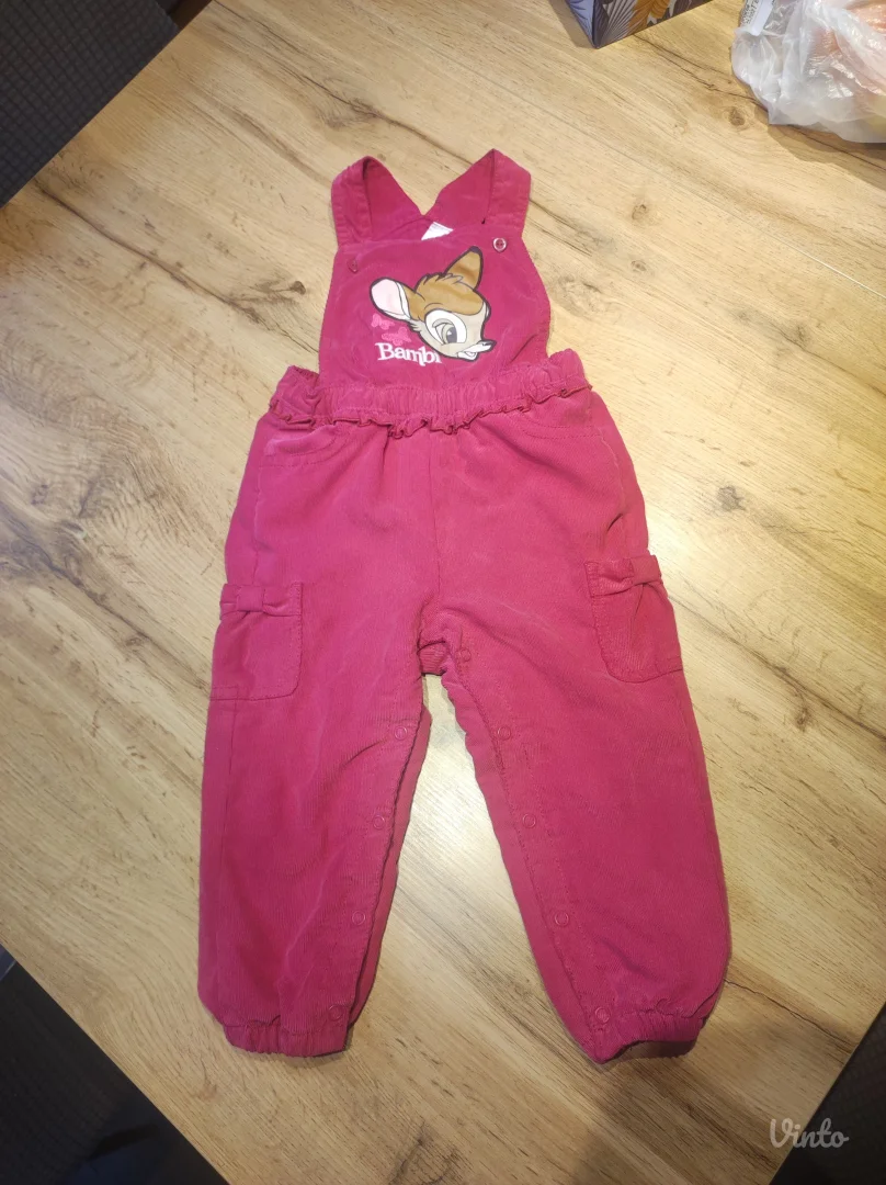 NOVO toplo postavljene tregerice 86 C&A