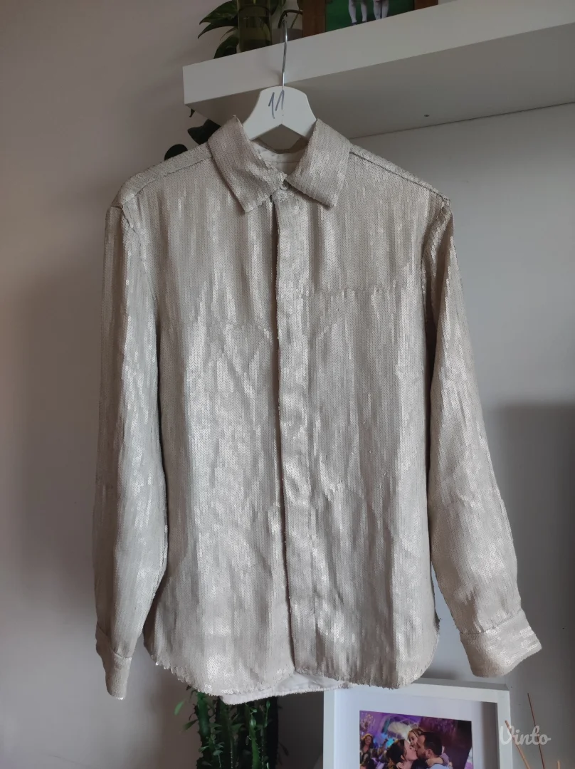 H&M cela sljokicava kosulja NOVO