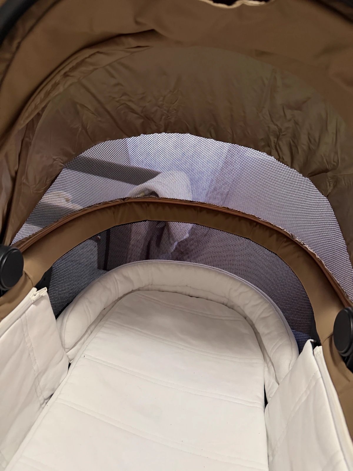 Cybex priam 4 korpa Karolina Kurkova