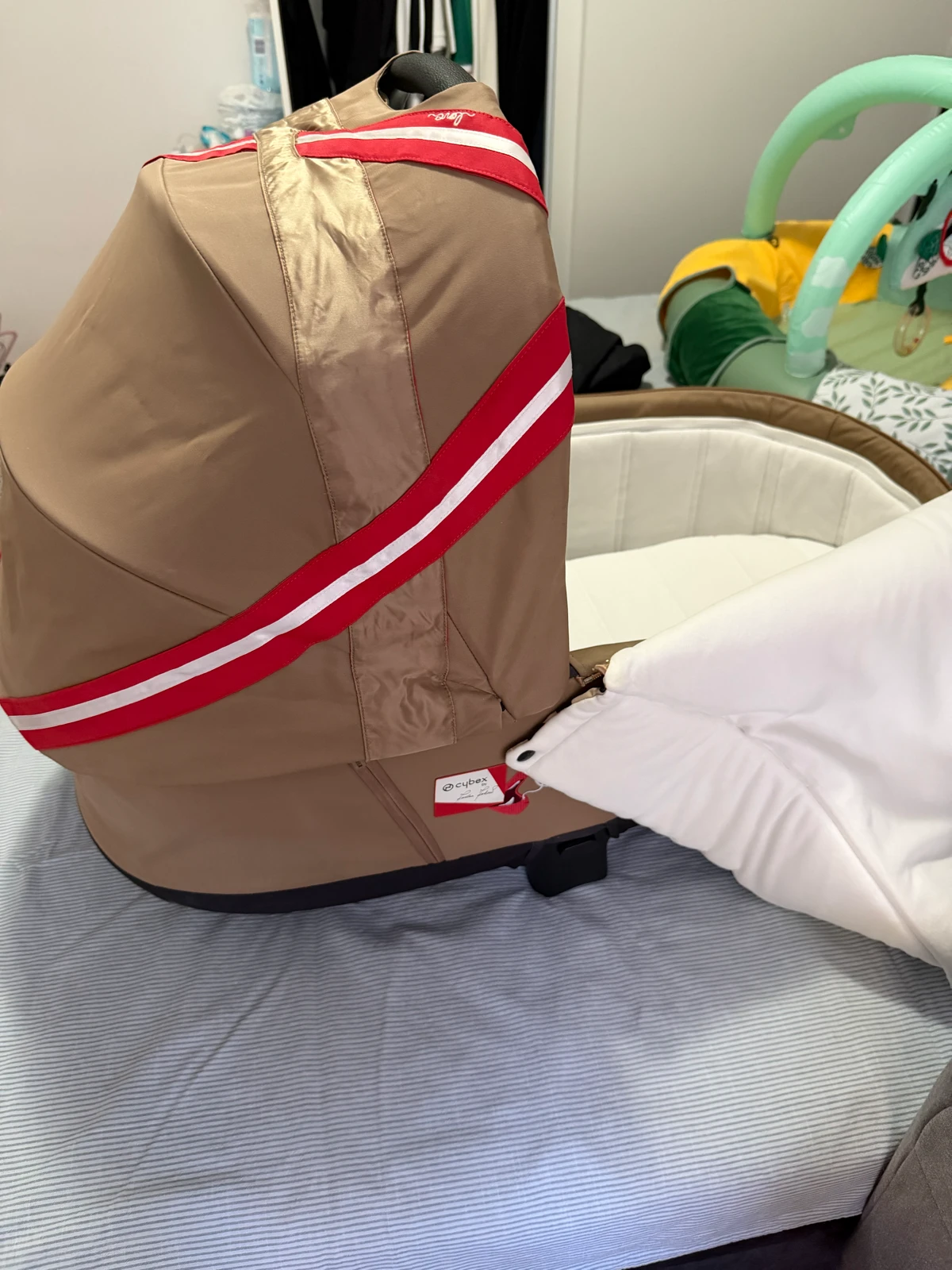 Cybex priam 4 korpa Karolina Kurkova