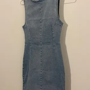 Stradivarius teksas haljina