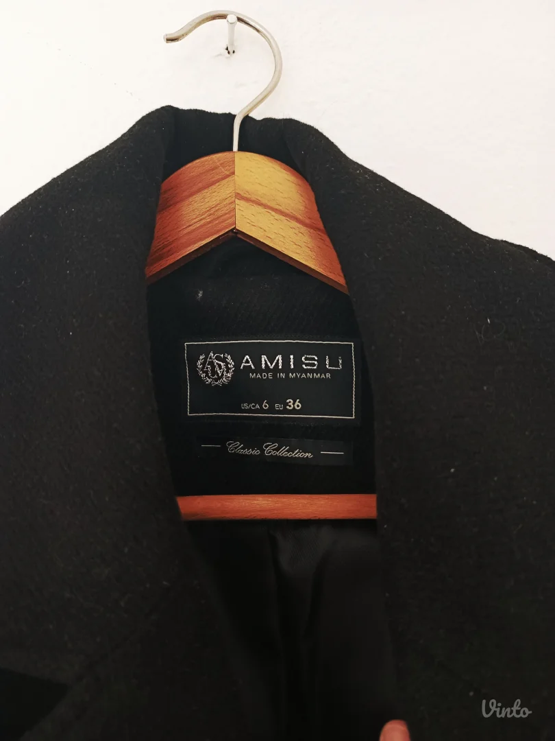 Amisu crni ženski kaput