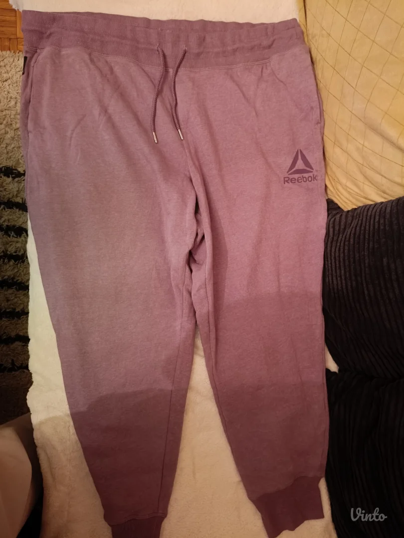 Reebook donji deo trenerke